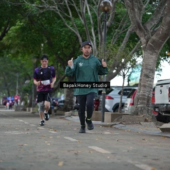 Runner Photo 8460186