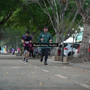 Runner Photo 8460188
