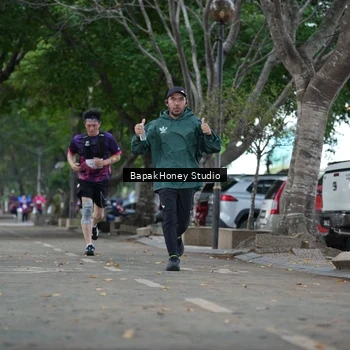Runner Photo 8460189