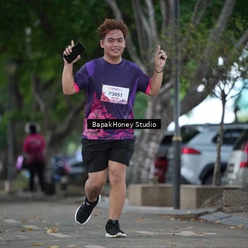 Runner Photo 8460190