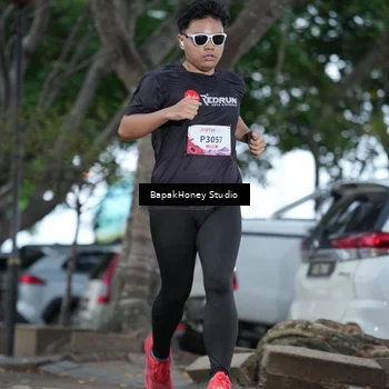 Runner Photo 8460193