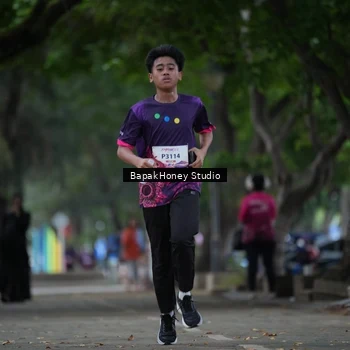 Runner Photo 8460197