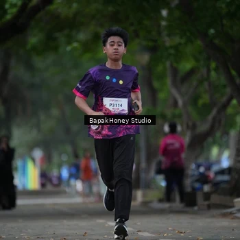 Runner Photo 8460198
