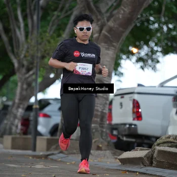Runner Photo 8460199