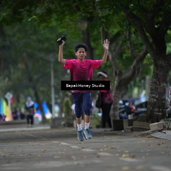 Runner Photo 8460218