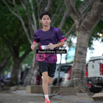 Runner Photo 8460224