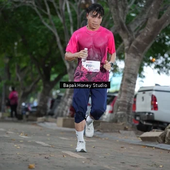 Runner Photo 8460227
