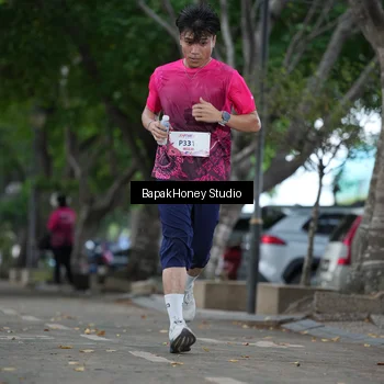 Runner Photo 8460235