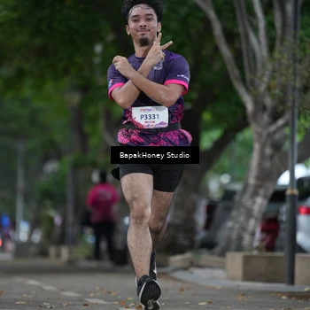 Runner Photo 8460237