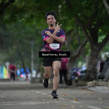 Runner Photo 8460241