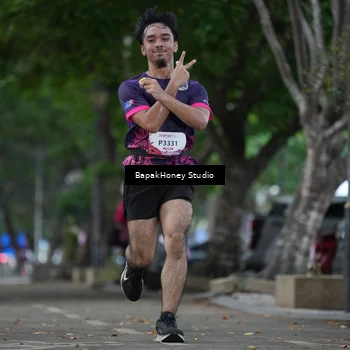 Runner Photo 8460244