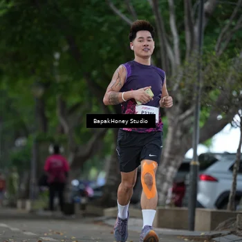 Runner Photo 8460251