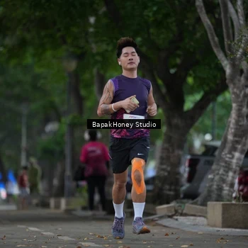 Runner Photo 8460256