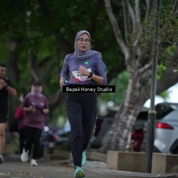Runner Photo 8460266