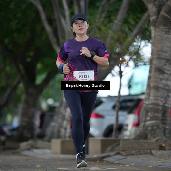 Runner Photo 8460272