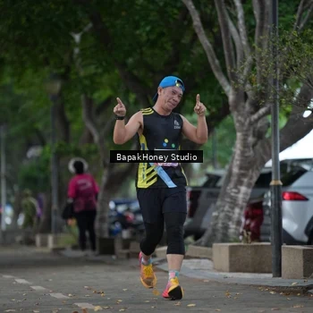 Runner Photo 8460283