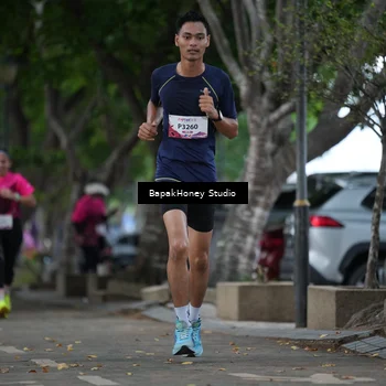 Runner Photo 8460307