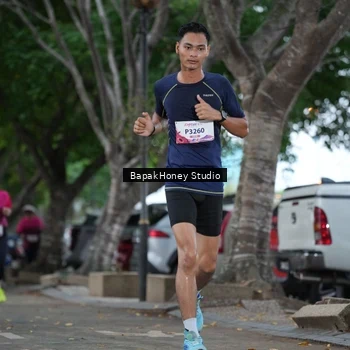 Runner Photo 8460308