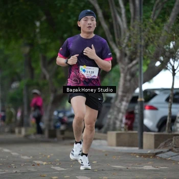 Runner Photo 8460313