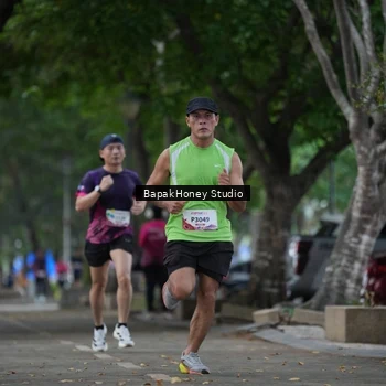 Runner Photo 8460324