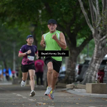 Runner Photo 8460332