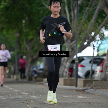 Runner Photo 8460342