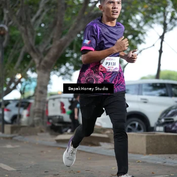 Runner Photo 8460352