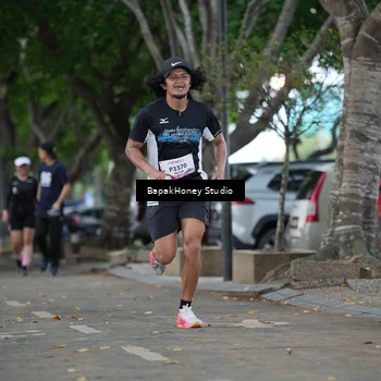 Runner Photo 8460358
