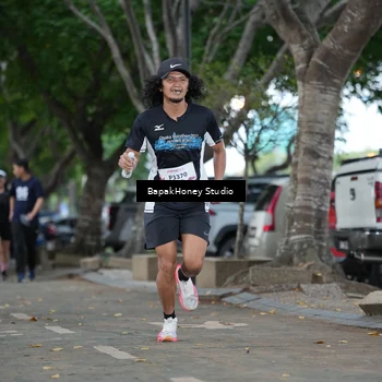Runner Photo 8460359