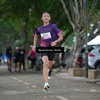 Runner Photo 8460371