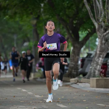 Runner Photo 8460374