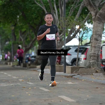 Runner Photo 8460379