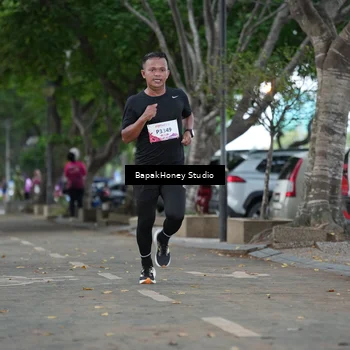 Runner Photo 8460382