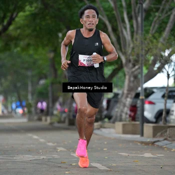 Runner Photo 8460388