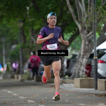 Runner Photo 8460389