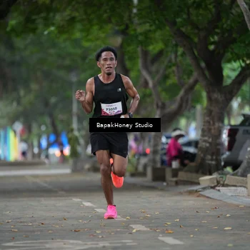 Runner Photo 8460391