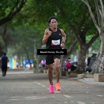 Runner Photo 8460393