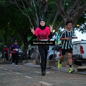 Runner Photo 8460453