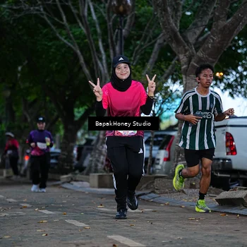 Runner Photo 8460456