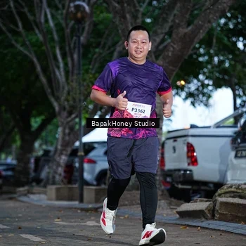 Runner Photo 8460459