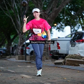 Runner Photo 8460465