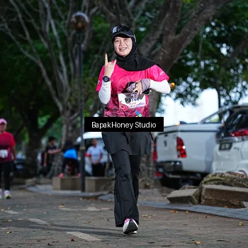 Runner Photo 8460503