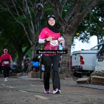 Runner Photo 8460508