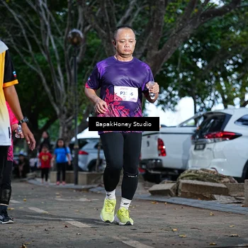 Runner Photo 8460535