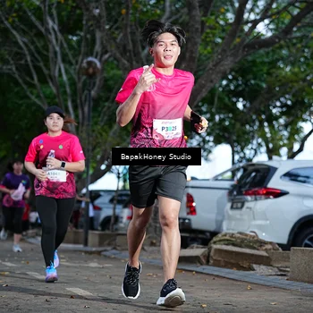Runner Photo 8460546
