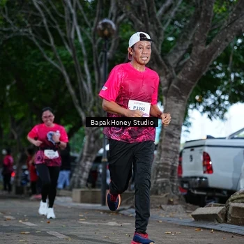 Runner Photo 8460563
