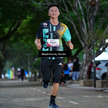 Runner Photo 8460576
