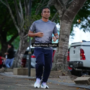 Runner Photo 8460596