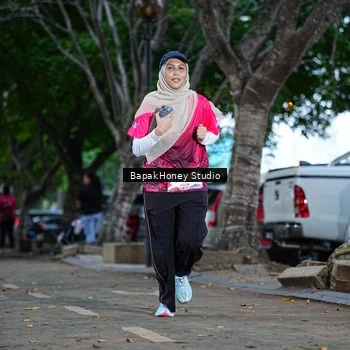 Runner Photo 8460600