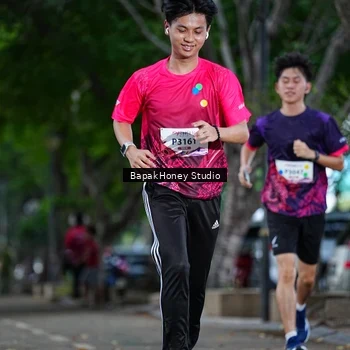 Runner Photo 8460641